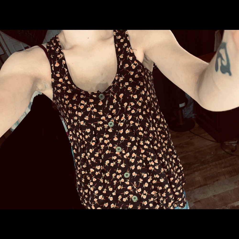 🌺 .•SALE•. Button Down Tank Top